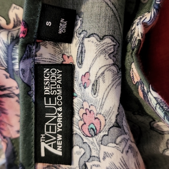 Top - Picture 9 of 9